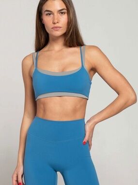 FORM Layered Bra in Waves/Slate